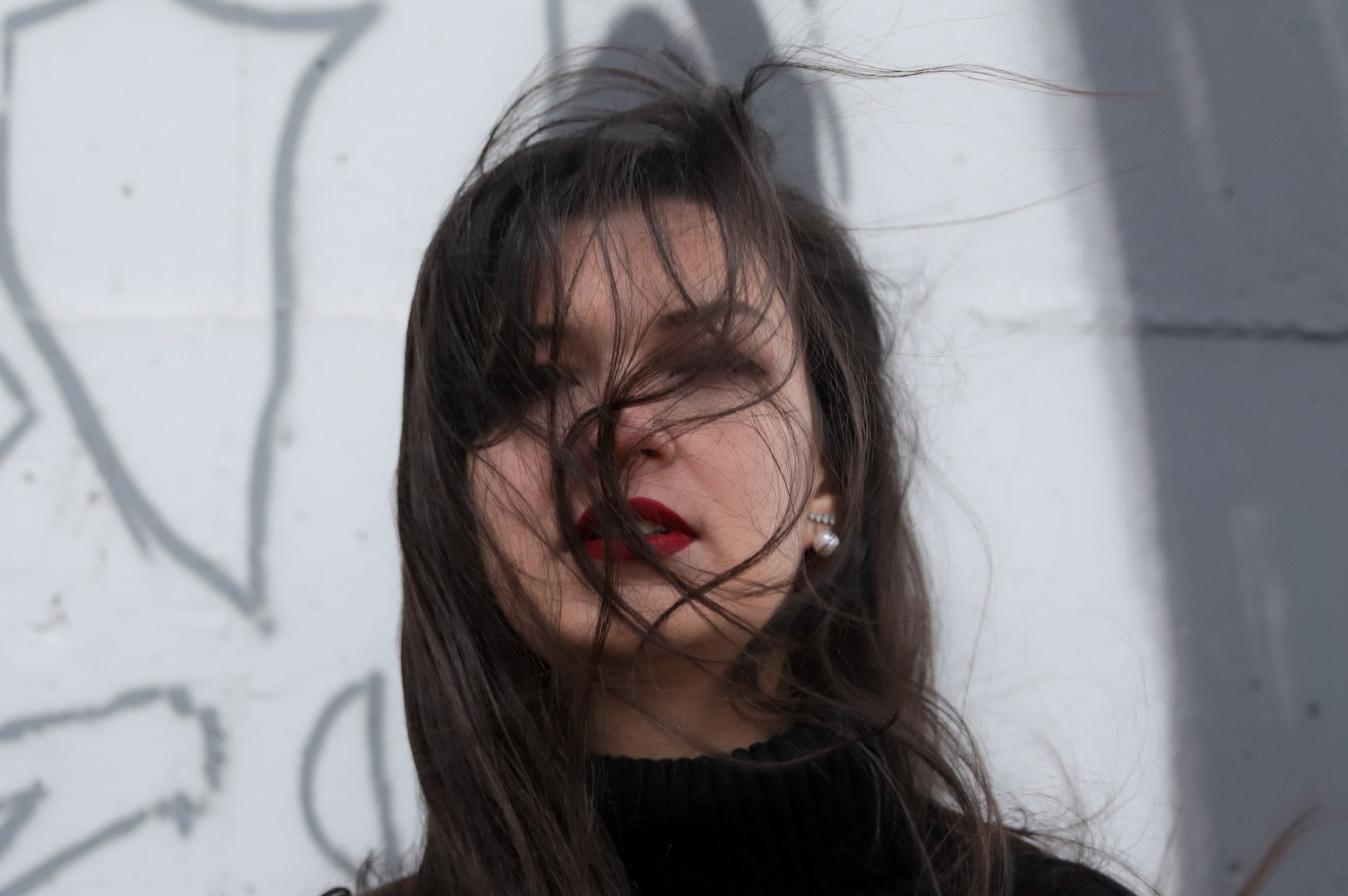 Dissociation Symptoms: The Binding Factors That Keep You Stuck