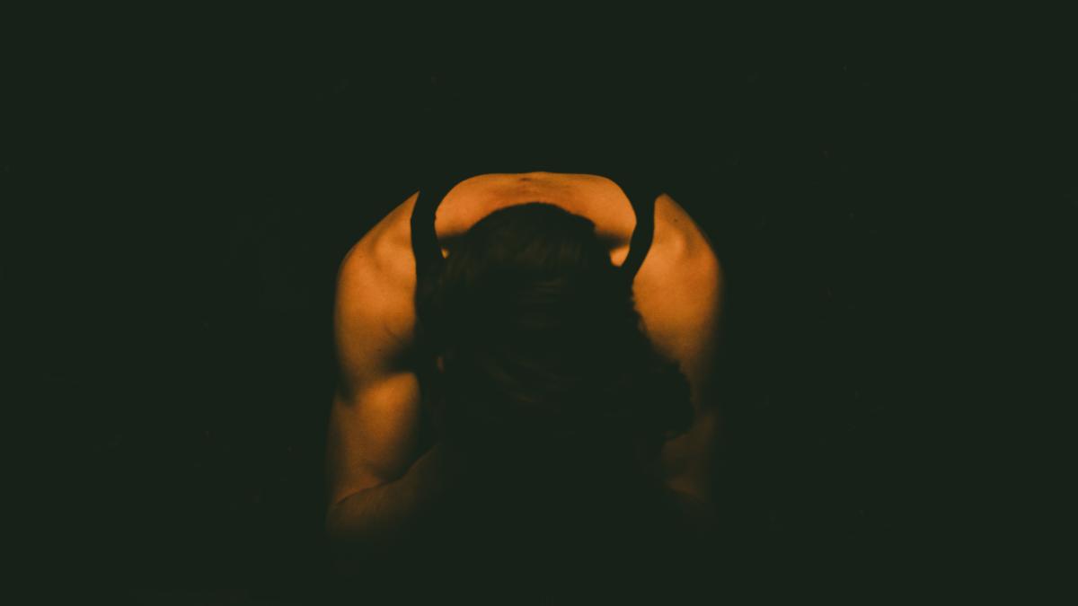 Excessive Thinking and Trauma: Why Overthinking Is a Form of Dissociation