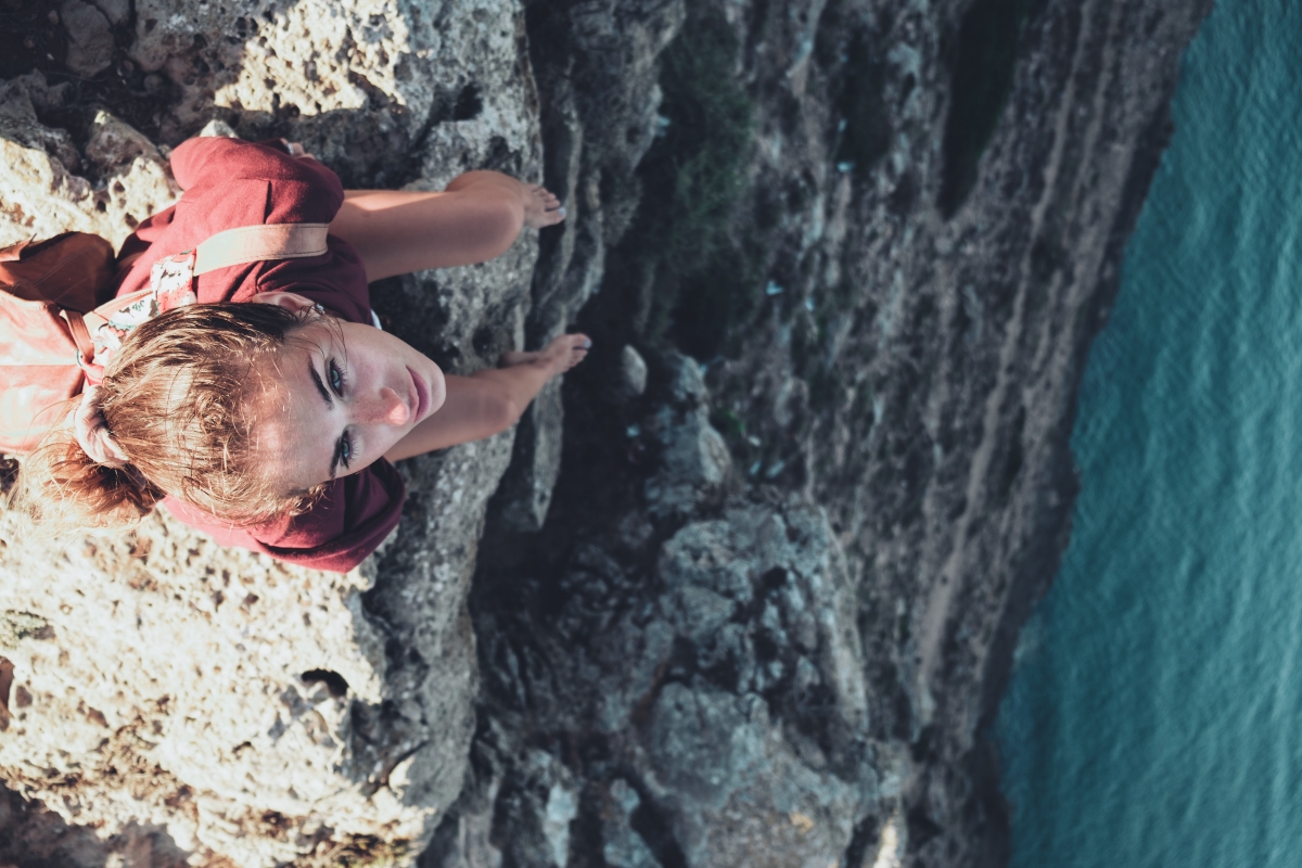 Trauma flashbacks — how the nervous system relives past danger in the present moment